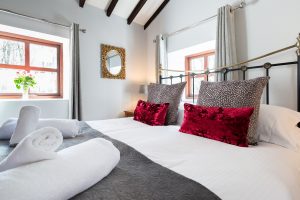 Courtyard Cottage bedroom. A pet friendly holiday cottage.